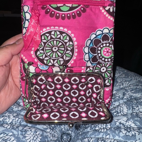 Vera Bradley Bifold wallet and coin purse..excellent condition. - Picture 6 of 6